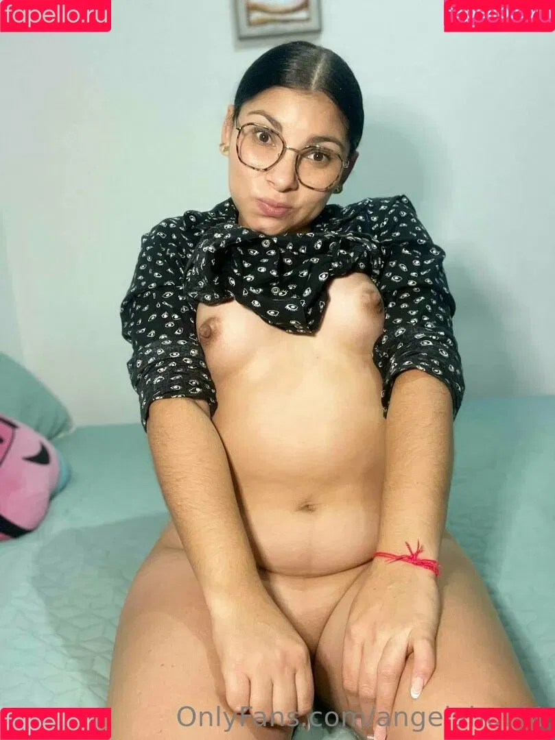 angelahot21 Onlyfans Photo Gallery 