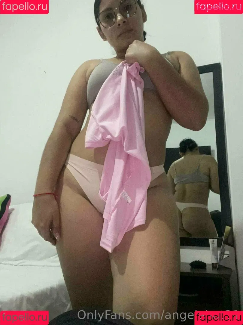 angelahot21 Onlyfans Photo Gallery 