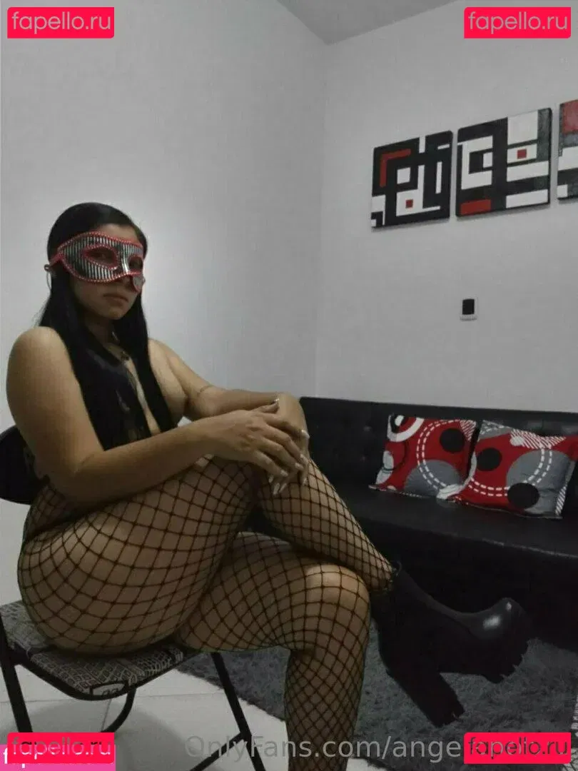 angelahot21 Onlyfans Photo Gallery 