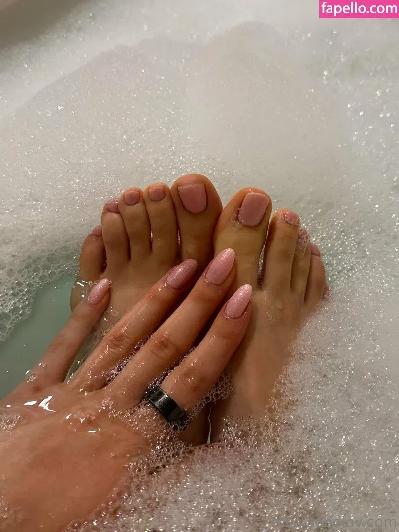 milakittenx Onlyfans Photo Gallery 