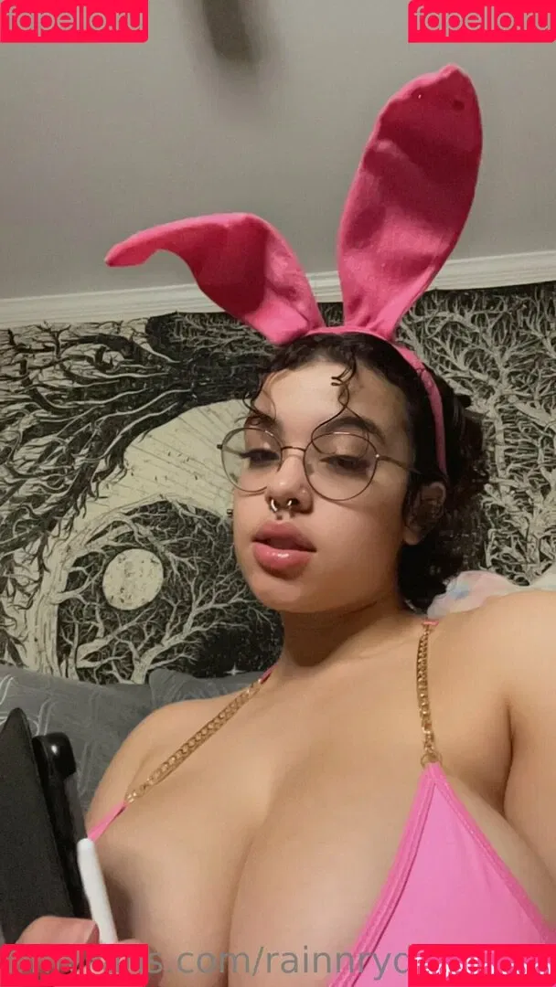 Rainnrydinghood Onlyfans Photo Gallery 