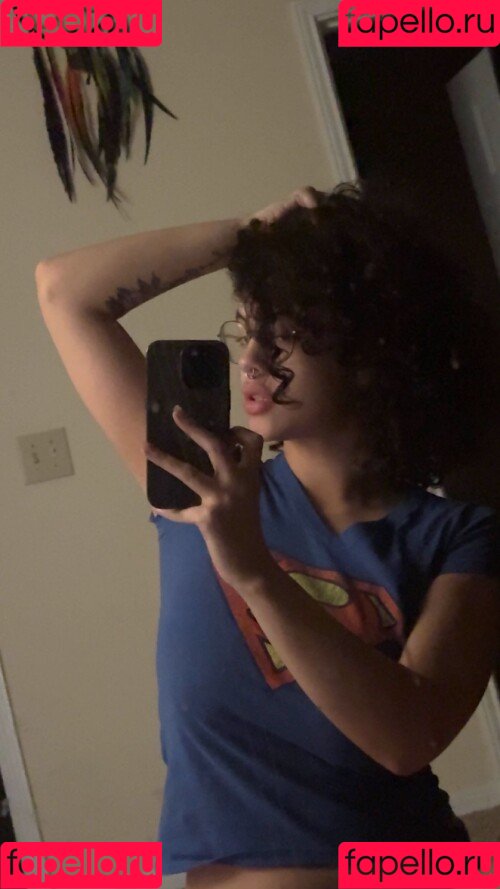 Rainnrydinghood Onlyfans Photo Gallery 