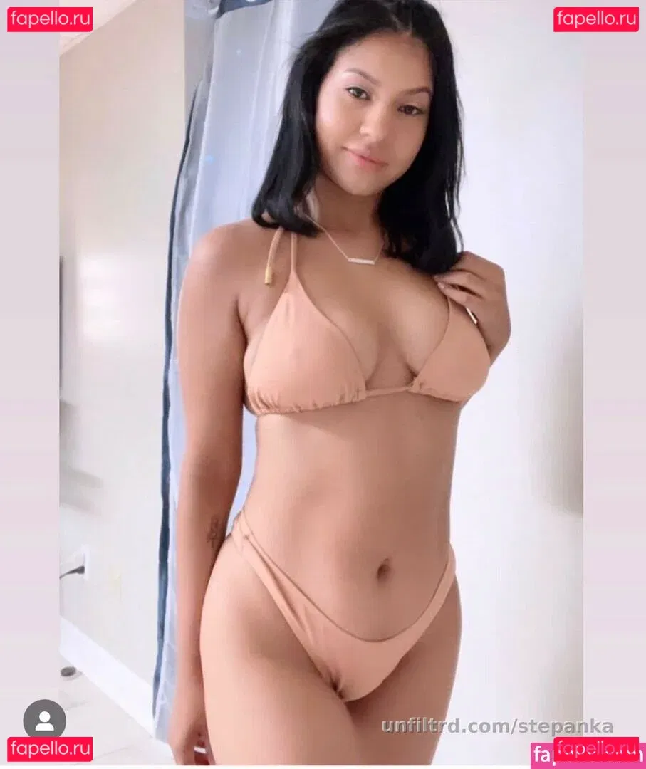 Karine Staehle Onlyfans Photo Gallery 