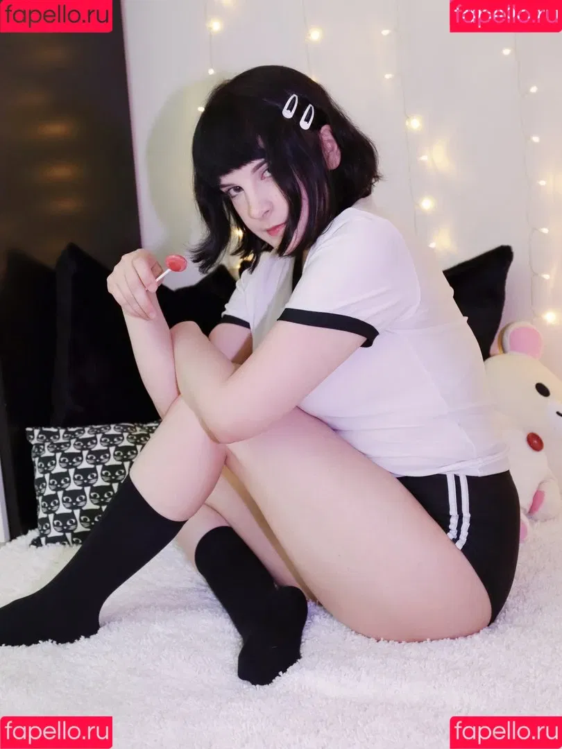 Hiso Neko Onlyfans Photo Gallery 