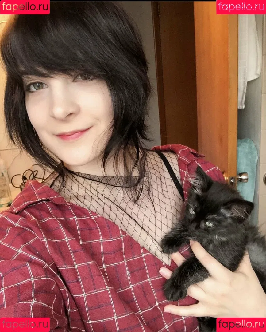 Hiso Neko Onlyfans Photo Gallery 