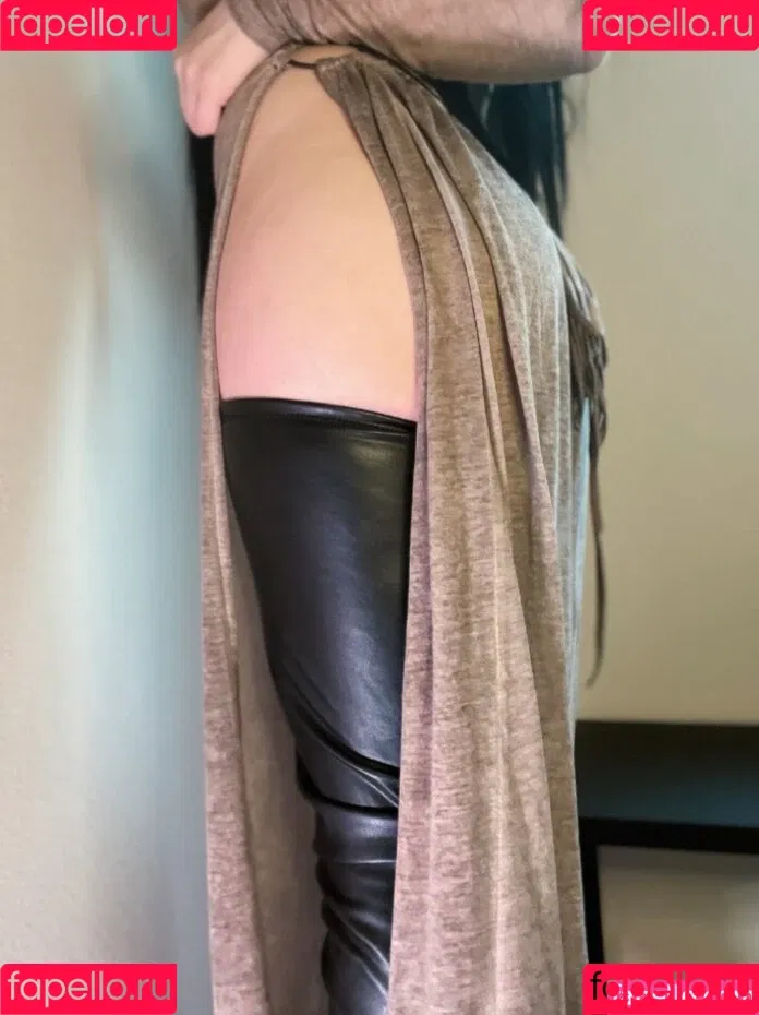 Hiso Neko Onlyfans Photo Gallery 