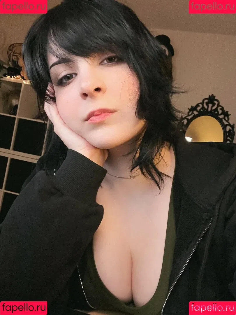 Hiso Neko Onlyfans Photo Gallery 