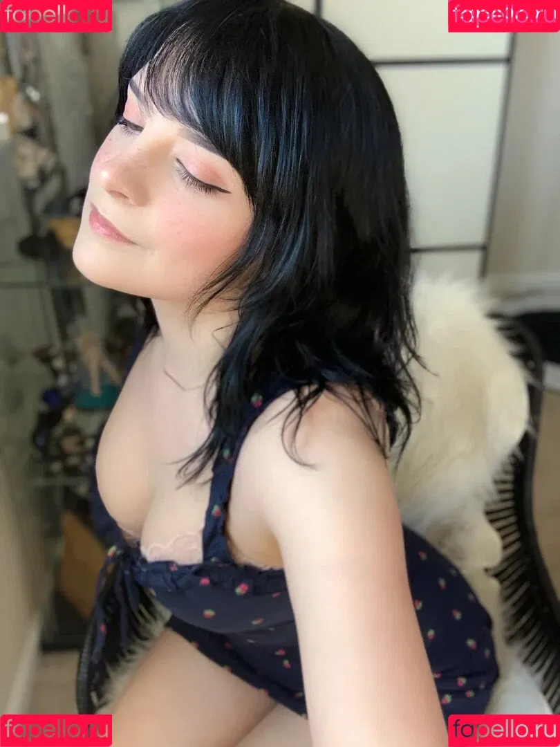 Hiso Neko Onlyfans Photo Gallery 