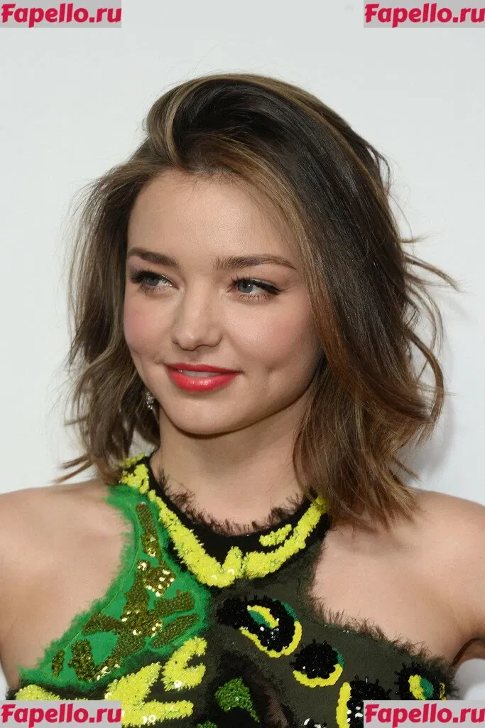 Miranda Kerr Onlyfans Photo Gallery 