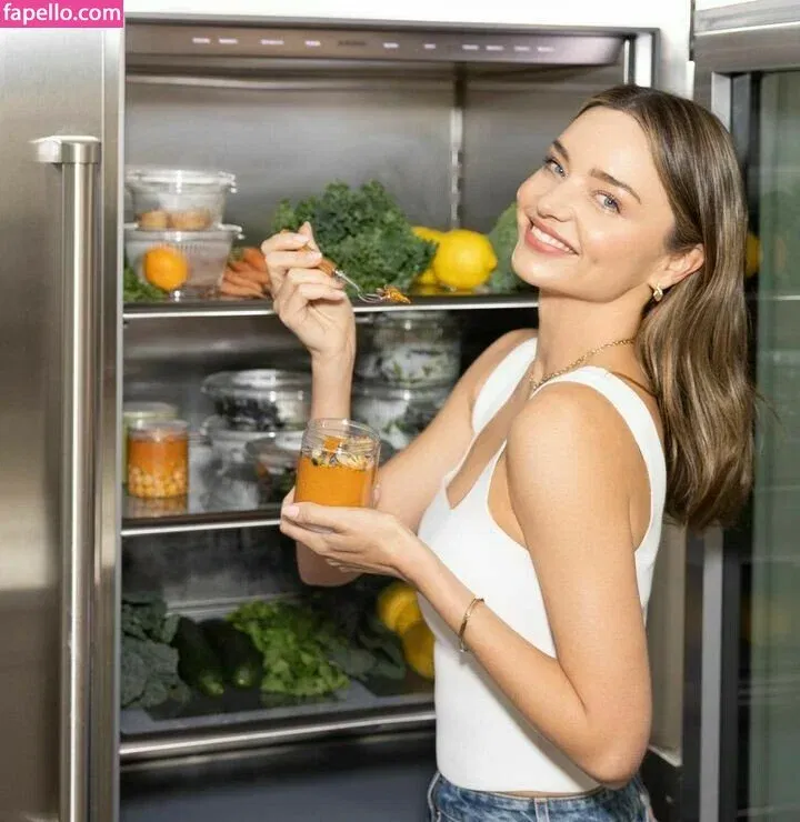 Miranda Kerr Onlyfans Photo Gallery 