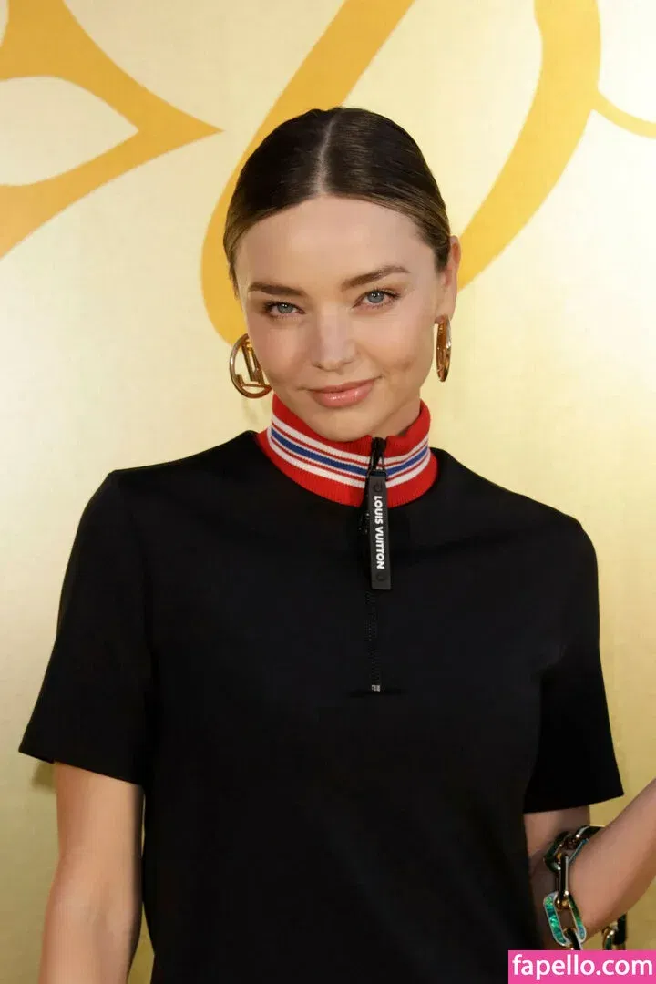 Miranda Kerr Onlyfans Photo Gallery 