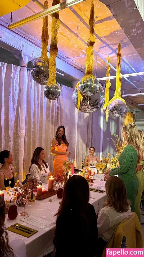 Miranda Kerr Onlyfans Photo Gallery 