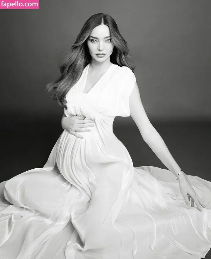 Miranda Kerr Onlyfans Photo Gallery 