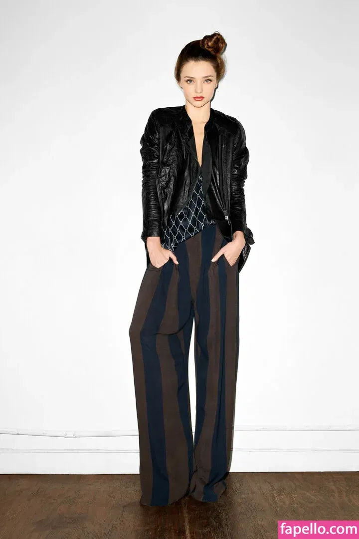 Miranda Kerr Onlyfans Photo Gallery 