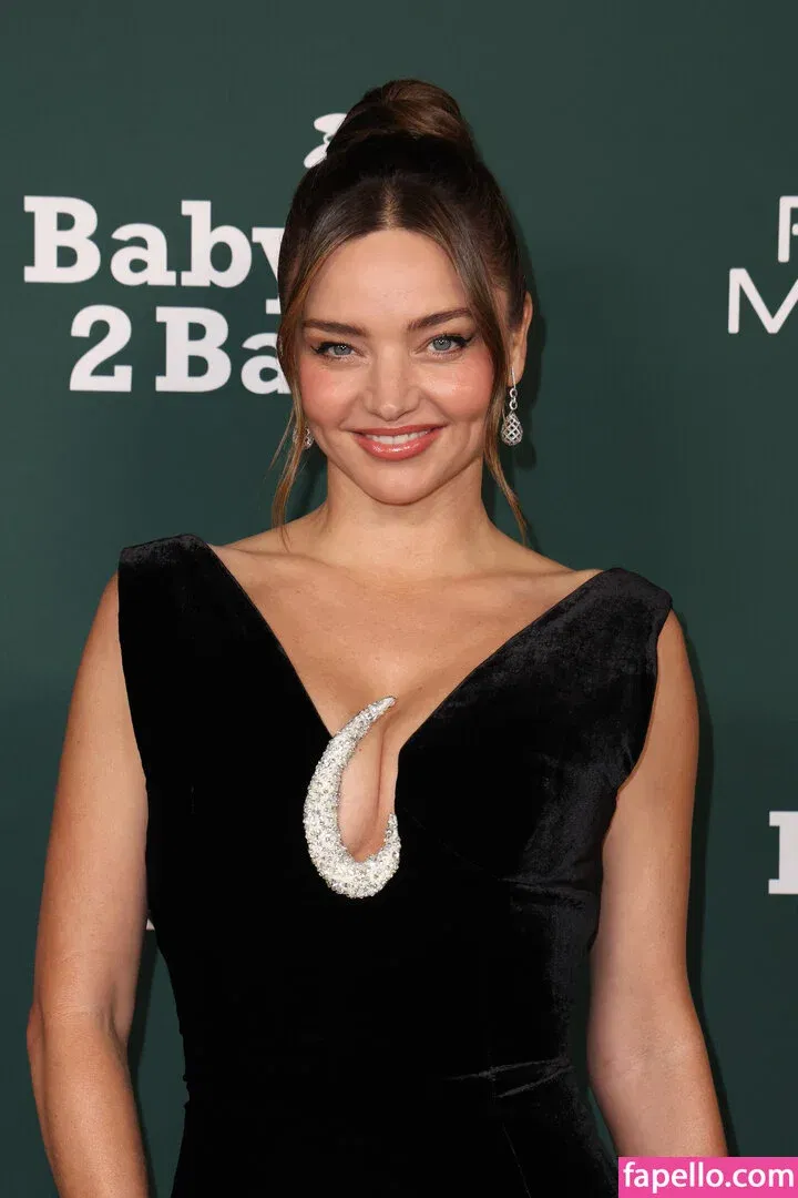 Miranda Kerr Onlyfans Photo Gallery 