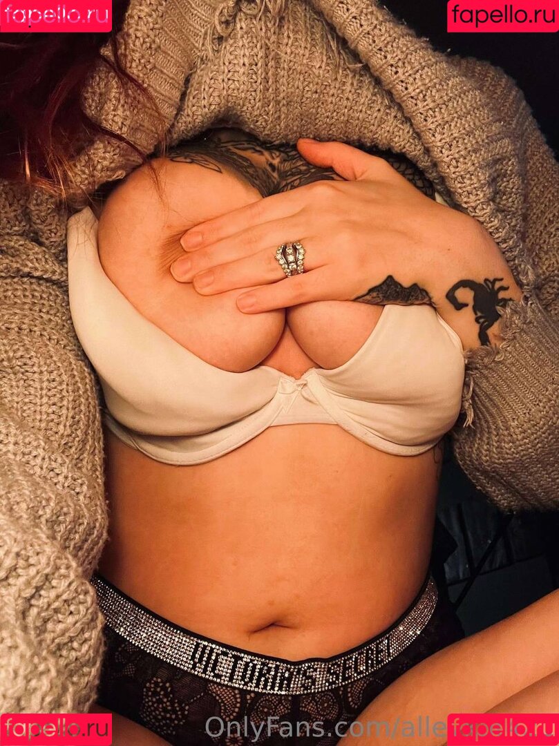 lleykt421 Onlyfans Photo Gallery 