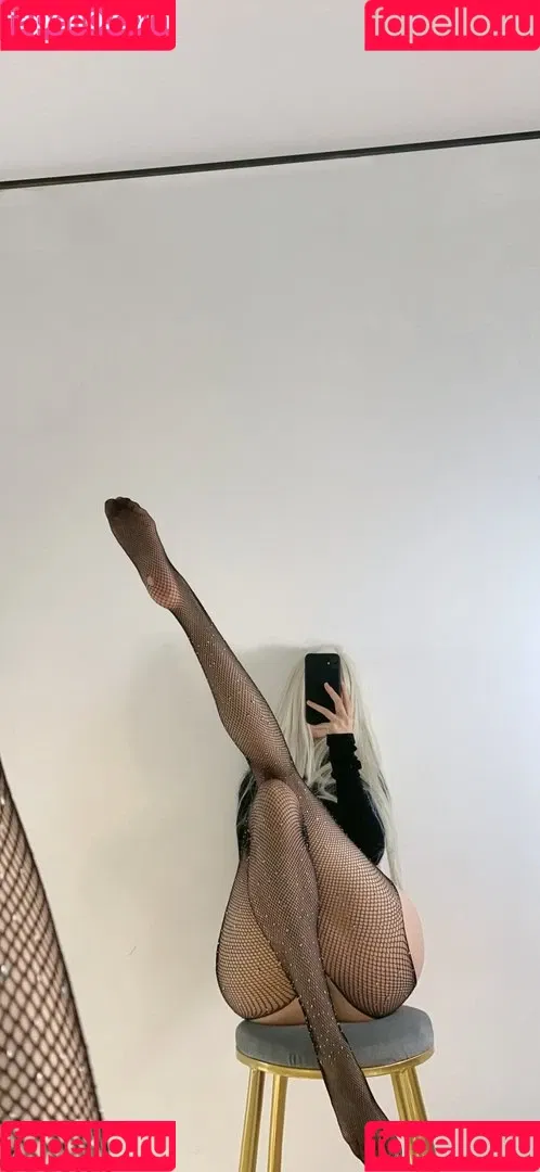 QiaonniuTT Onlyfans Photo Gallery 