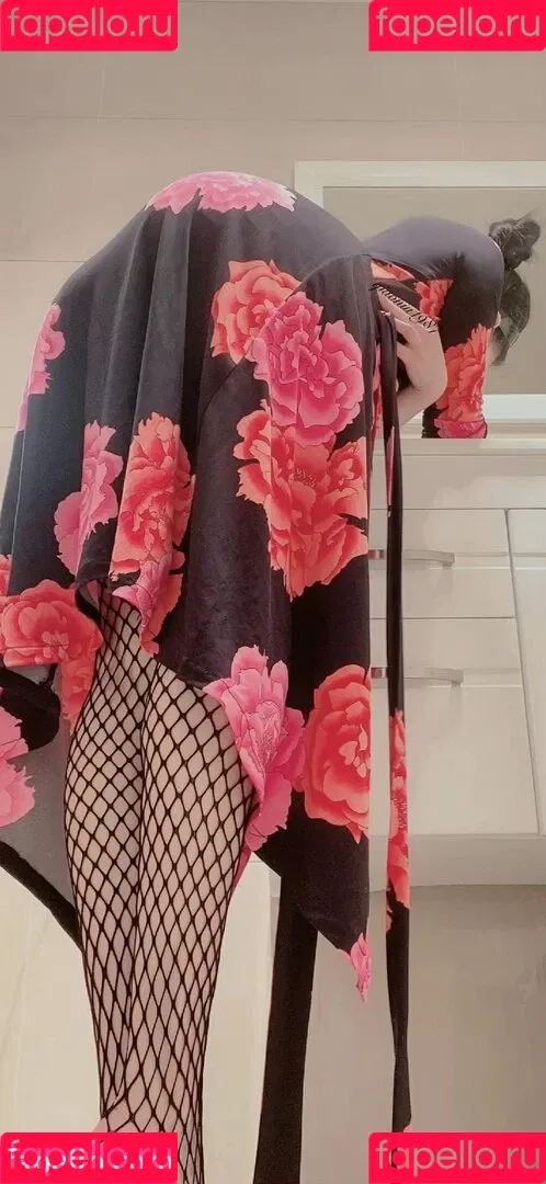 QiaonniuTT Onlyfans Photo Gallery 