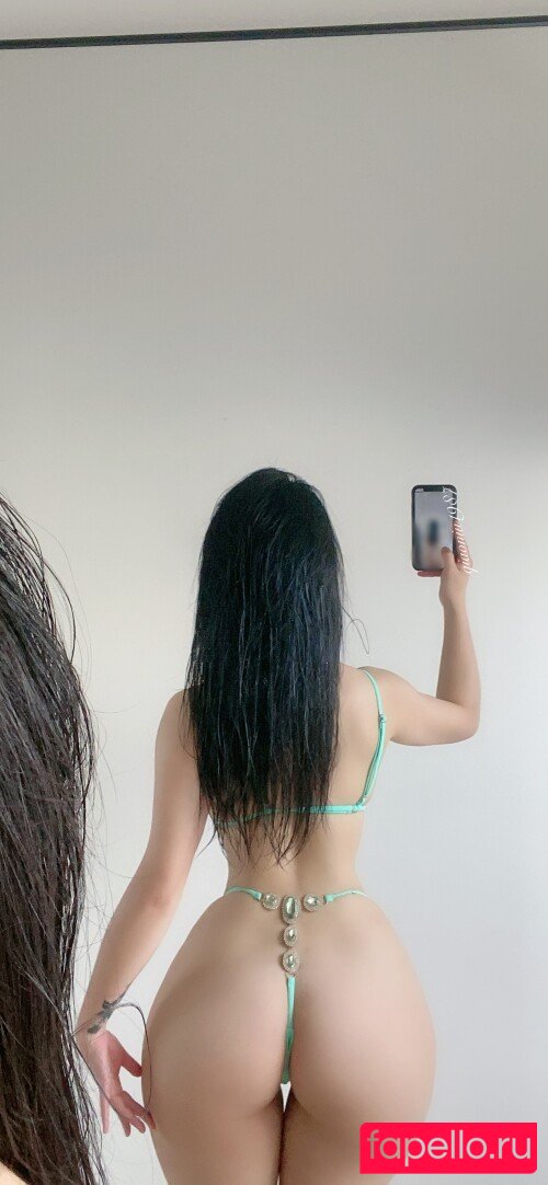 QiaonniuTT Onlyfans Photo Gallery 