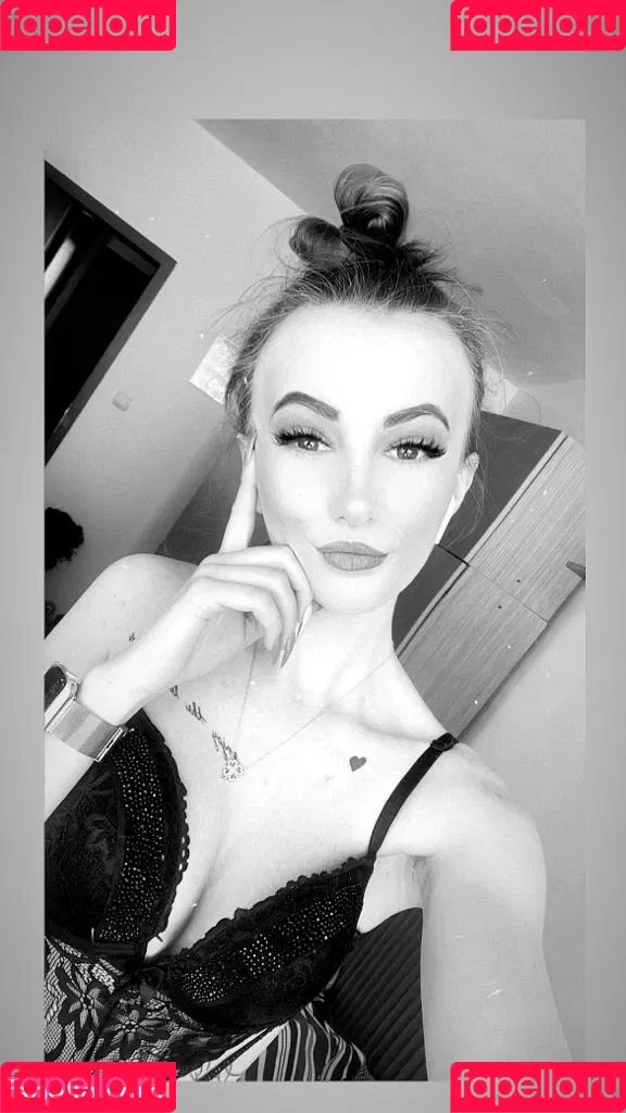Leahgoeswilde Onlyfans Photo Gallery 