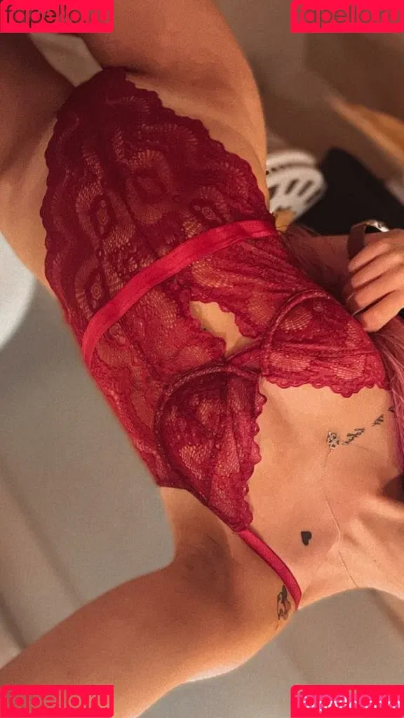 Leahgoeswilde Onlyfans Photo Gallery 