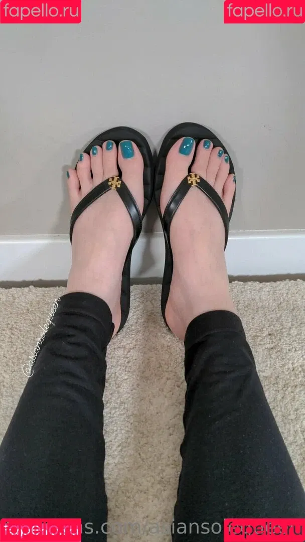 asiansolequeen Onlyfans Photo Gallery 