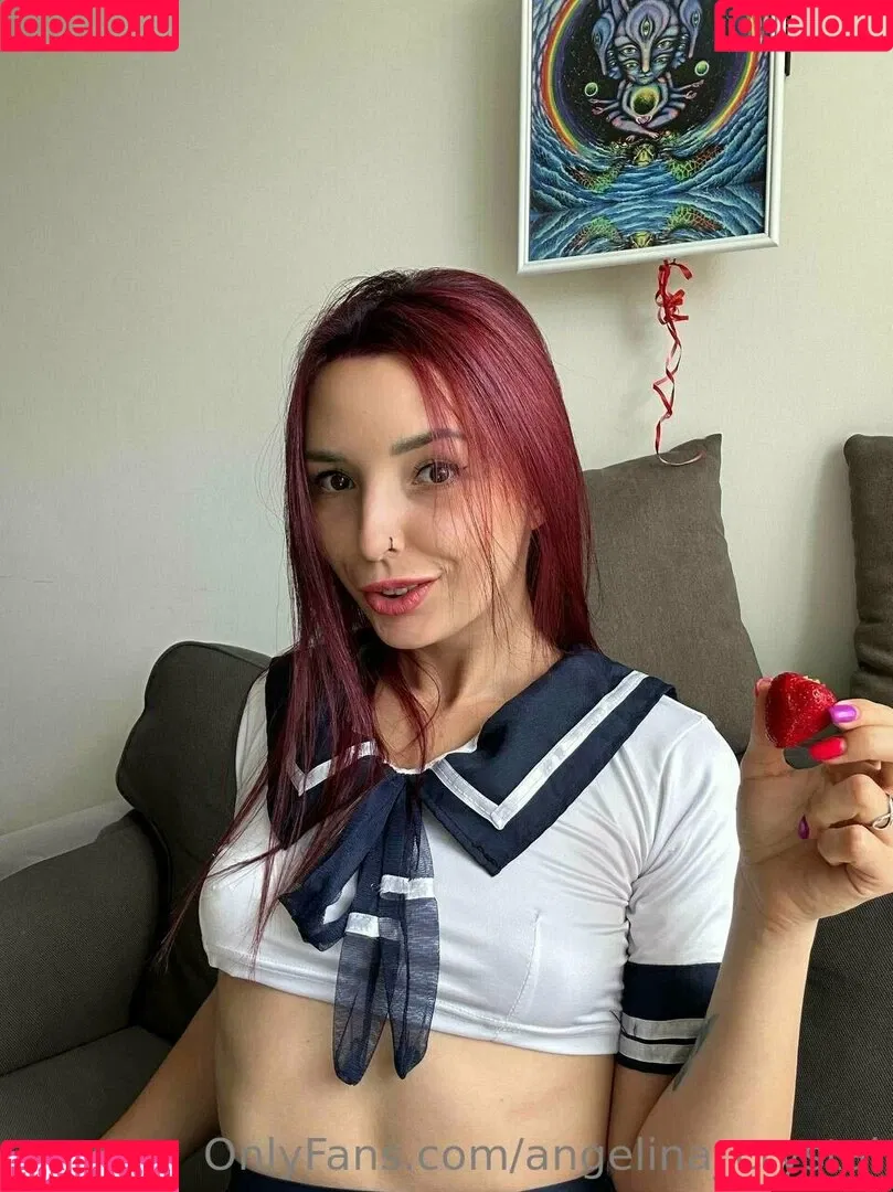 angel_crystalll Onlyfans Photo Gallery 