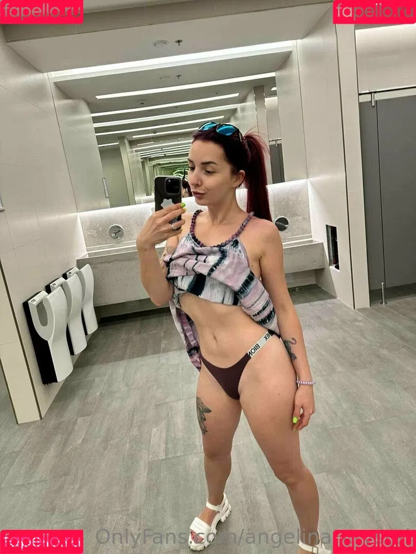 angel_crystalll Onlyfans Photo Gallery 