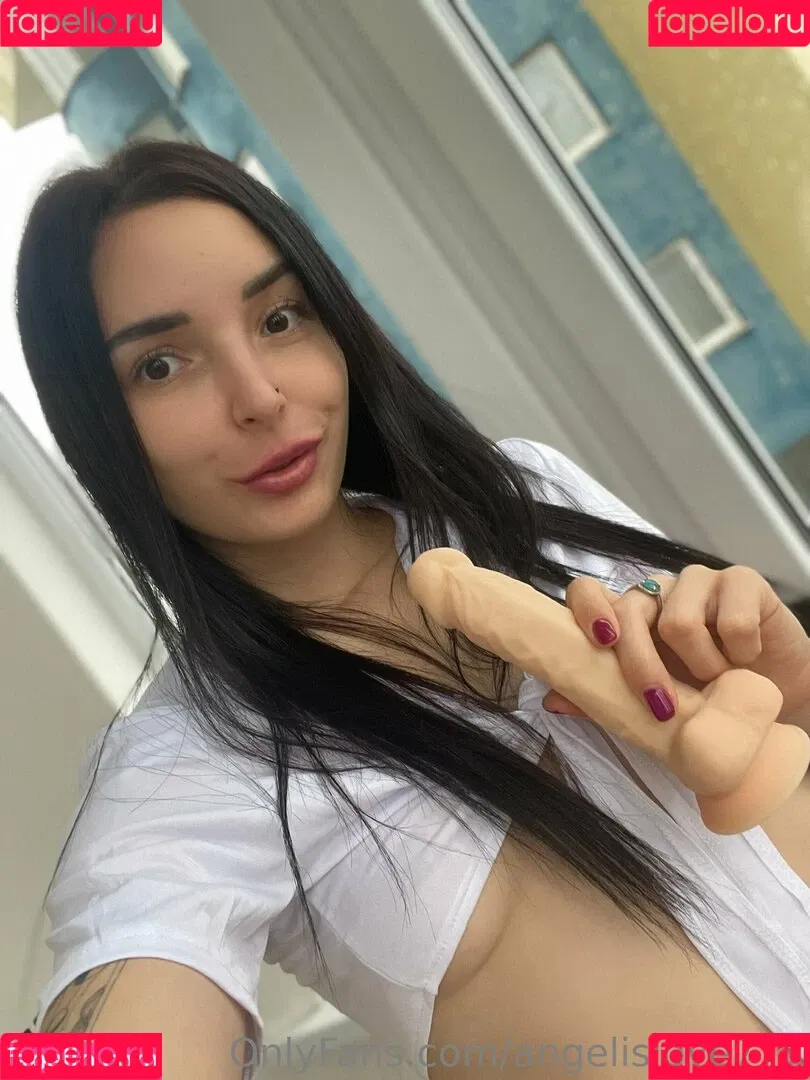 angel_crystalll Onlyfans Photo Gallery 