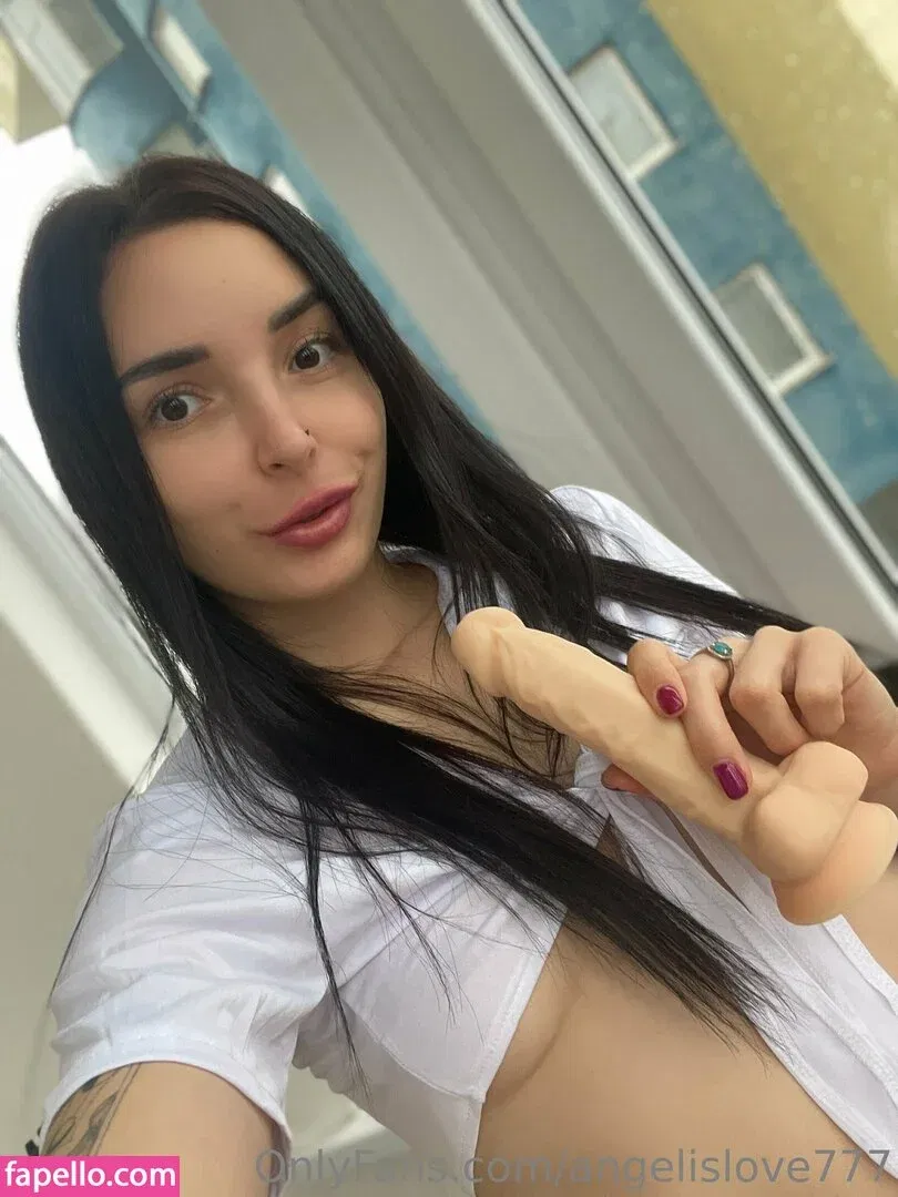 angel_crystalll Onlyfans Photo Gallery 