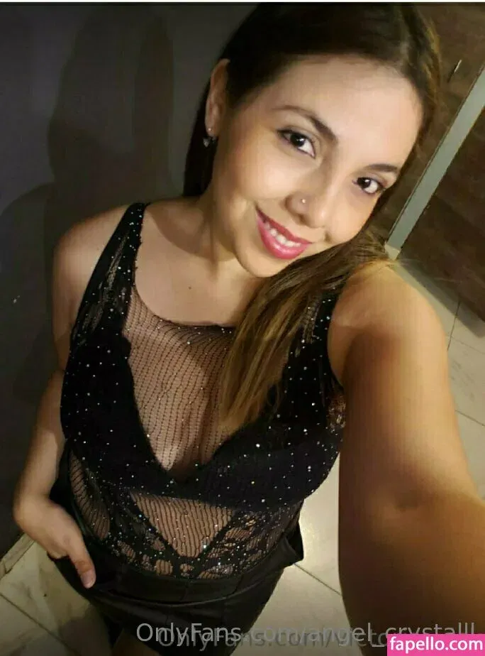 angel_crystalll Onlyfans Photo Gallery 