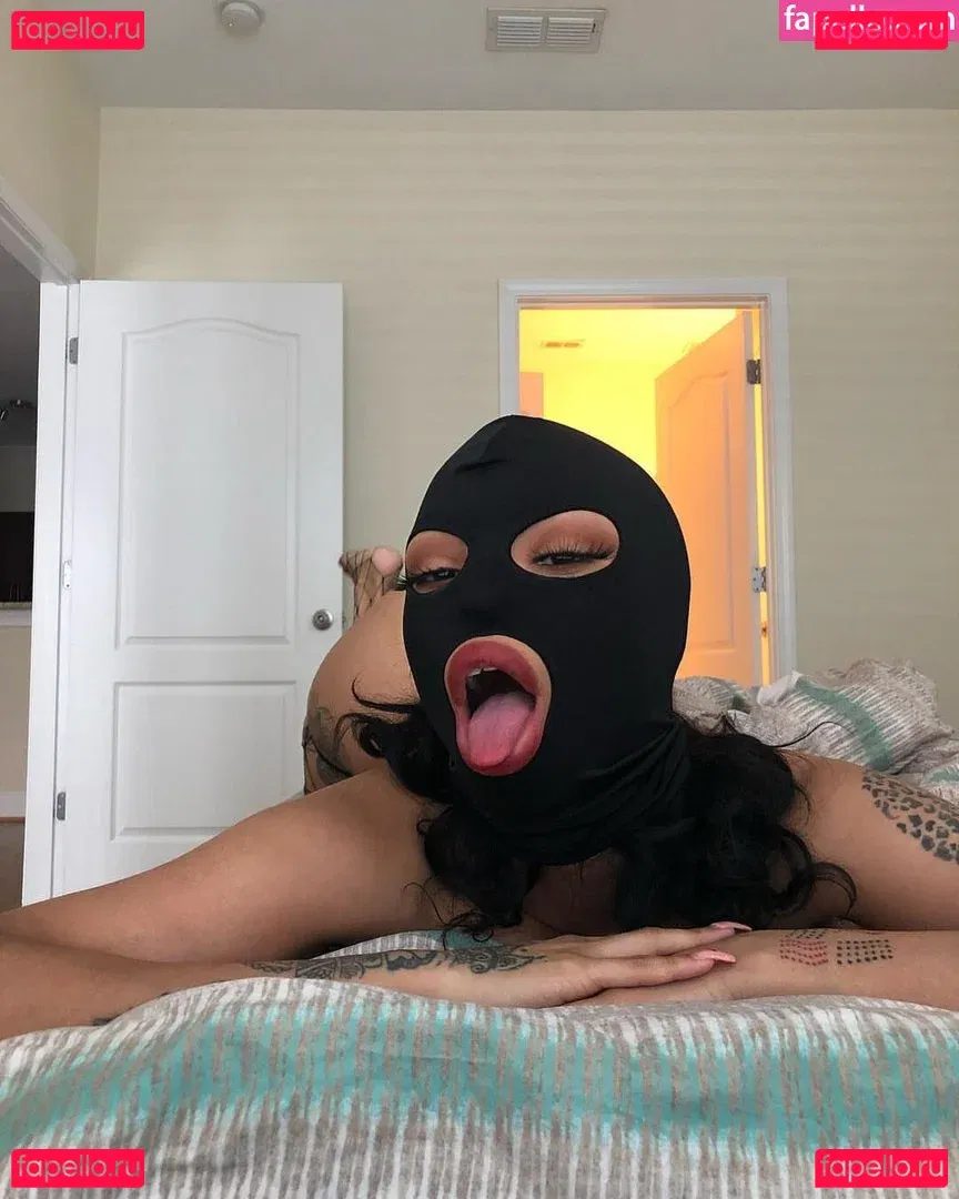 White_Fairyy Onlyfans Photo Gallery 