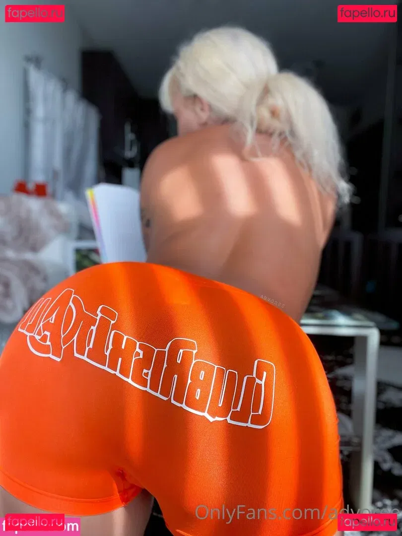 White_Fairyy Onlyfans Photo Gallery 