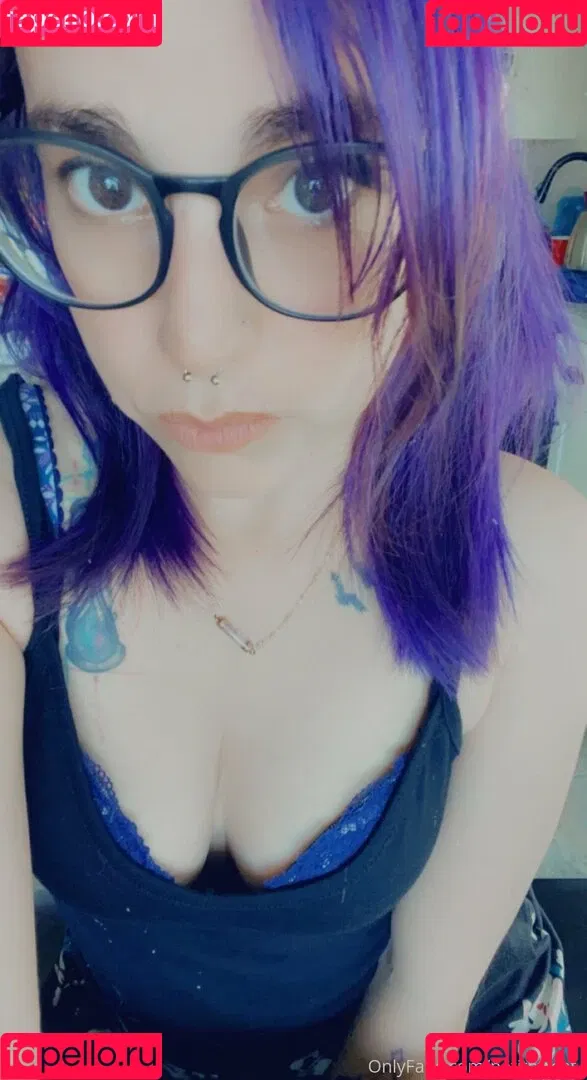 petitetreat_ Onlyfans Photo Gallery 