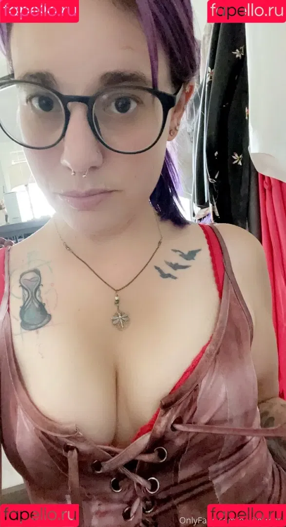 petitetreat_ Onlyfans Photo Gallery 