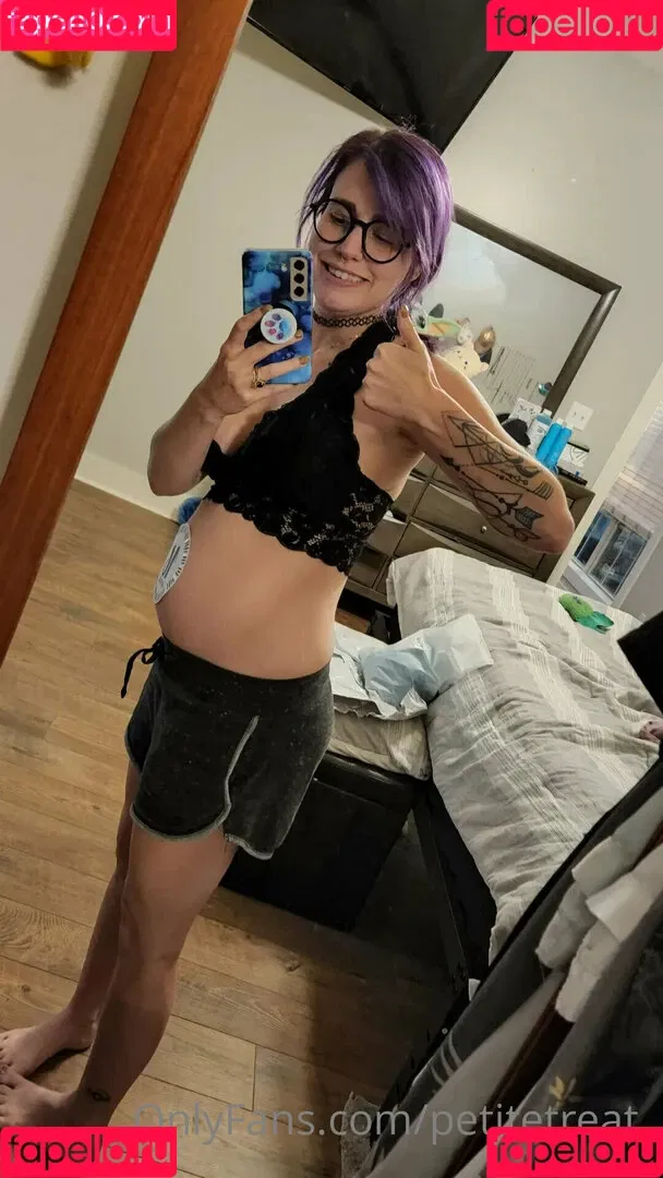 petitetreat_ Onlyfans Photo Gallery 