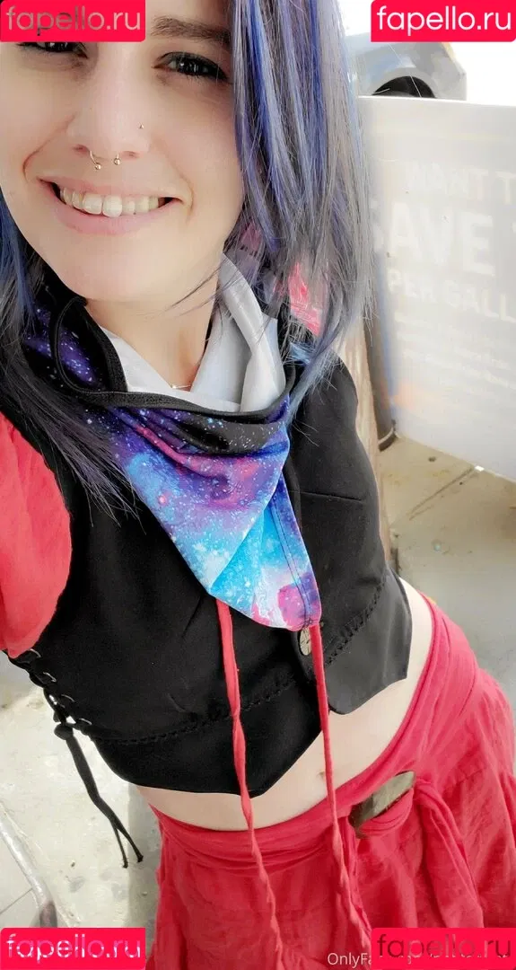 petitetreat_ Onlyfans Photo Gallery 