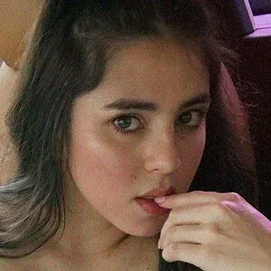 Holy Yoly Onlyfans Photo Gallery 