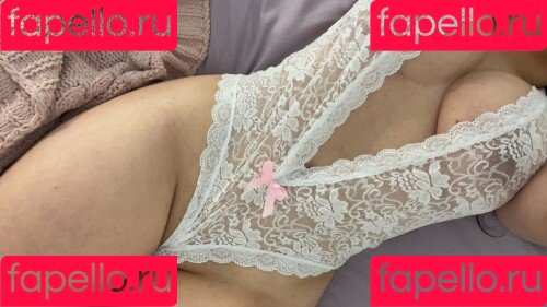 Holy Yoly Nude Onlyfans Photo 35