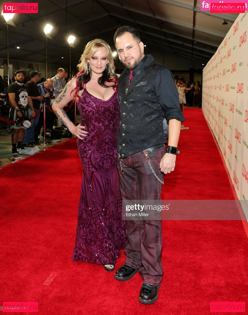 Stormy Daniels Onlyfans Photo Gallery 