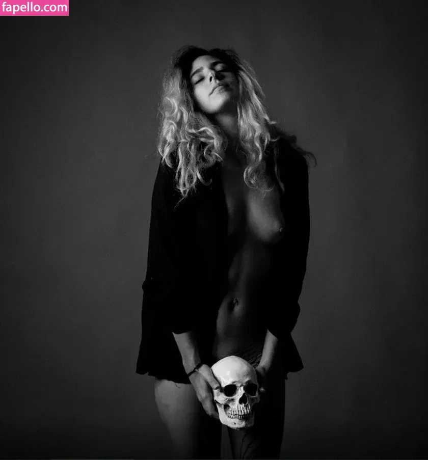 Vered Bar Onlyfans Photo Gallery 