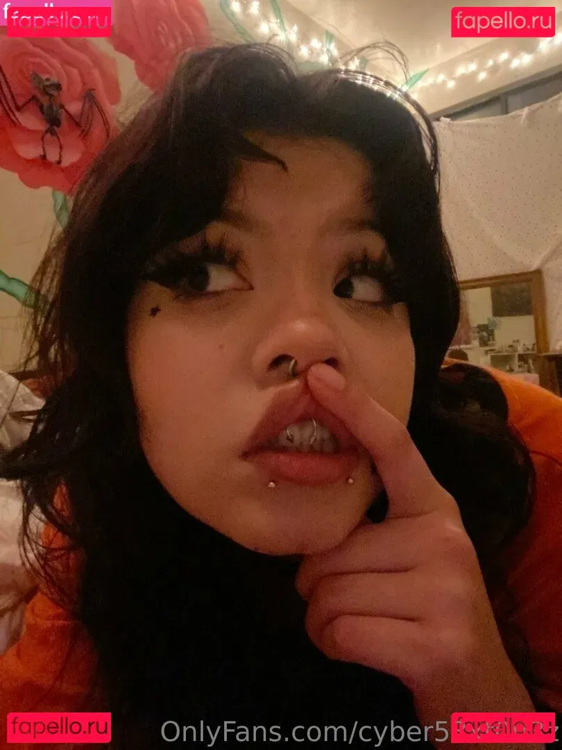 cyber53xt0n3z Onlyfans Photo Gallery 