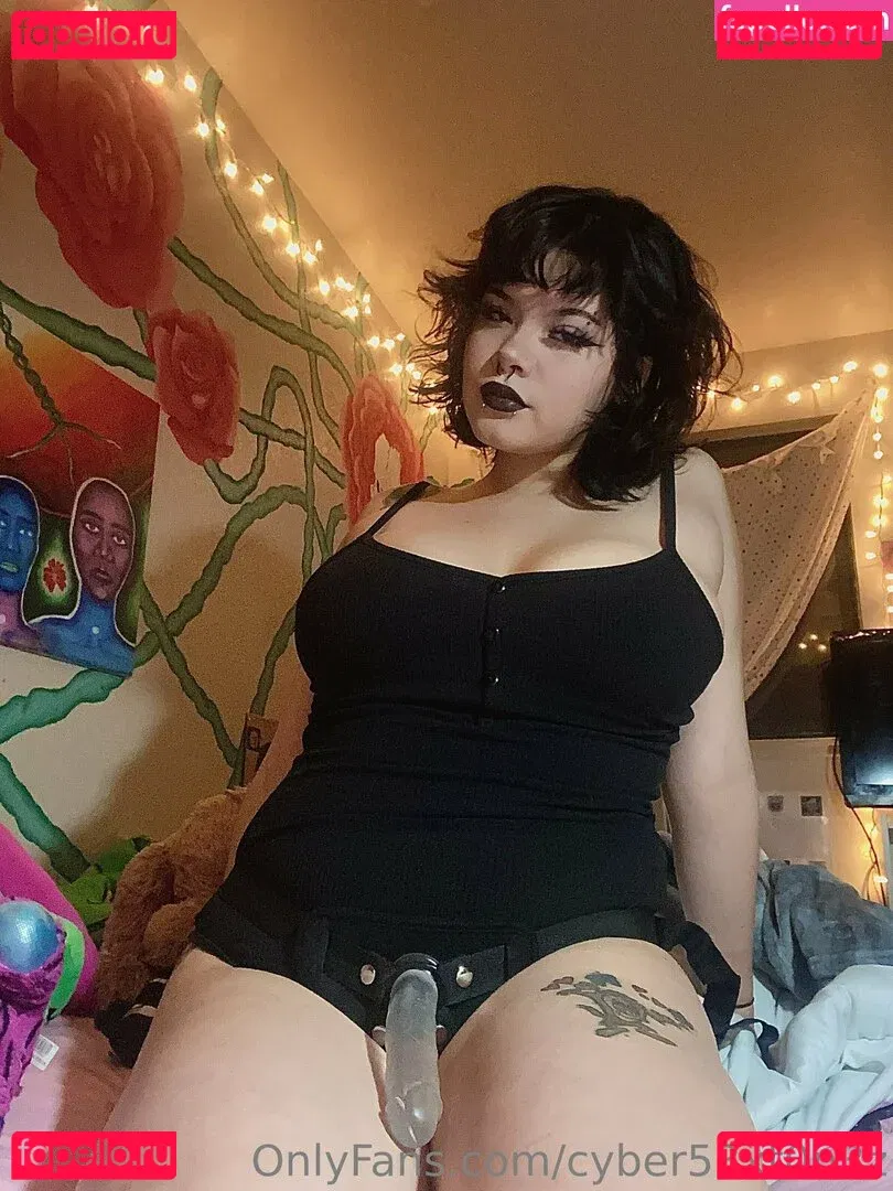 cyber53xt0n3z Onlyfans Photo Gallery 
