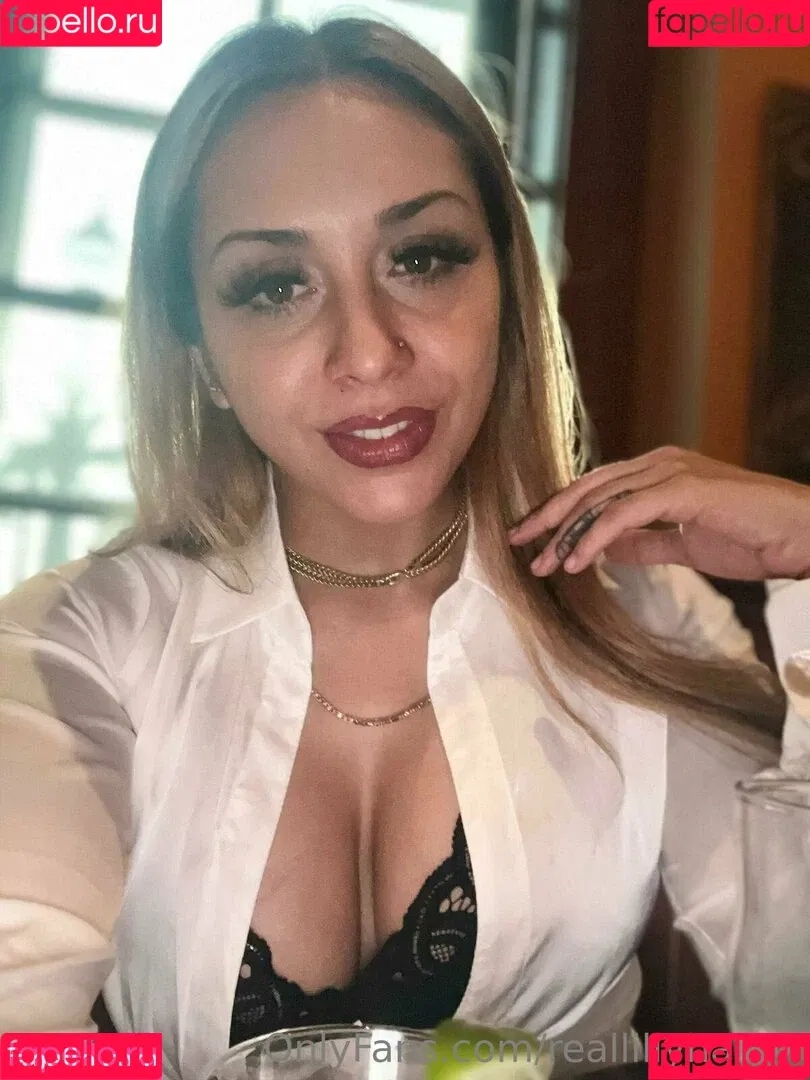 Lilly Hall Onlyfans Photo Gallery 