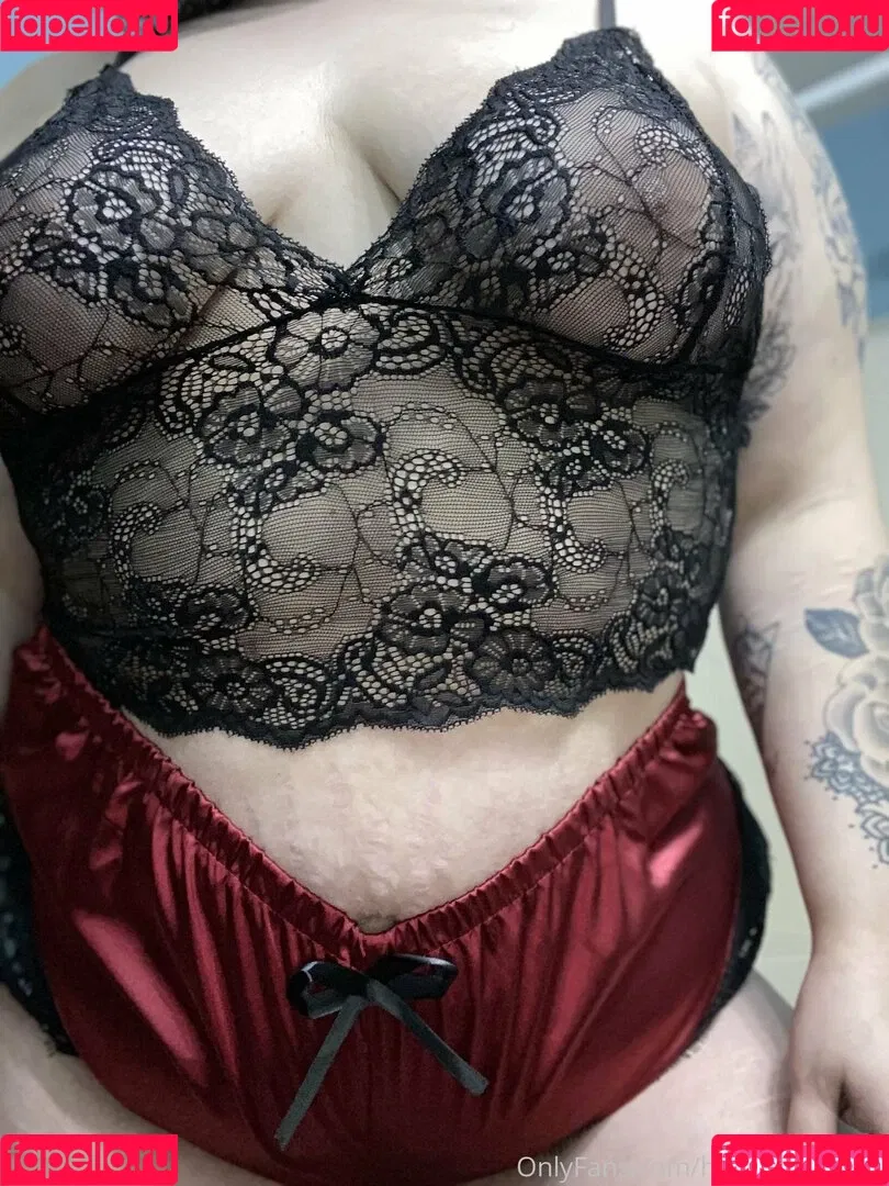 hornythickitten Onlyfans Photo Gallery 