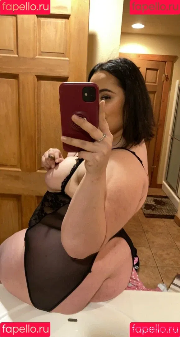 hornythickitten Onlyfans Photo Gallery 