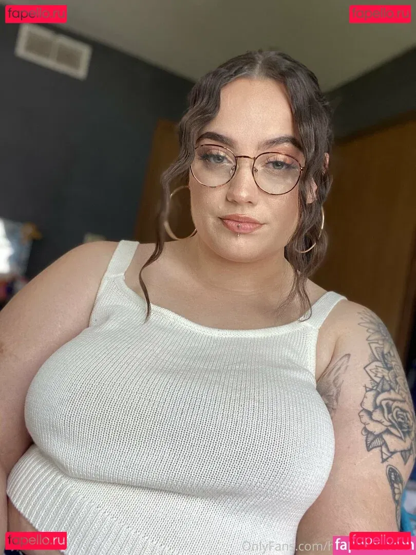 hornythickitten Onlyfans Photo Gallery 