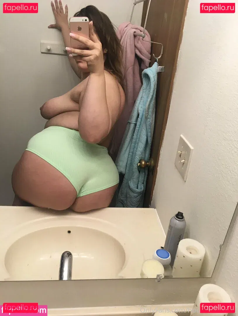 hornythickitten Onlyfans Photo Gallery 