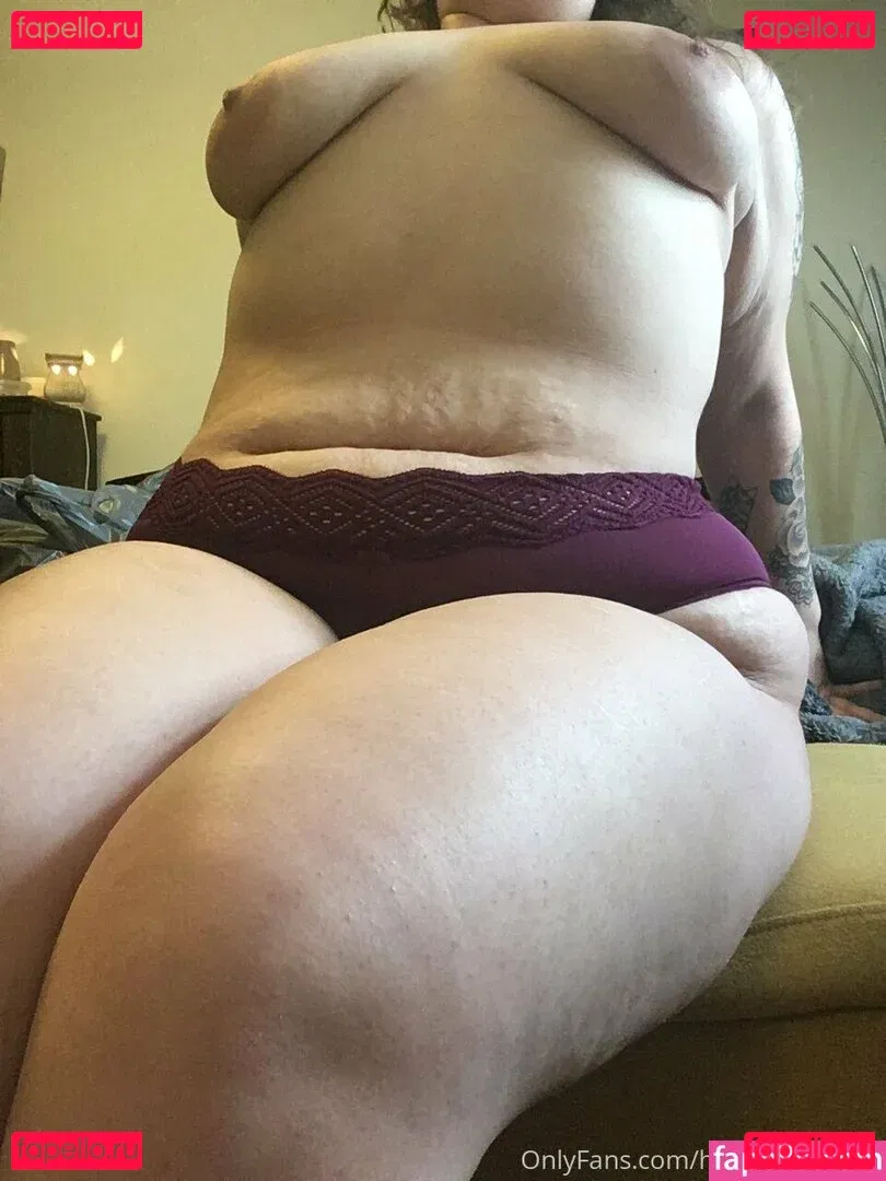 hornythickitten Onlyfans Photo Gallery 