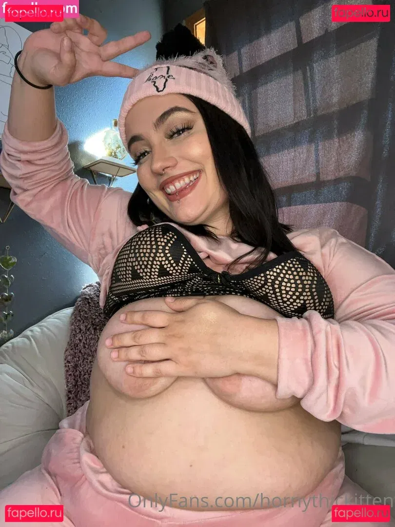 hornythickitten Onlyfans Photo Gallery 